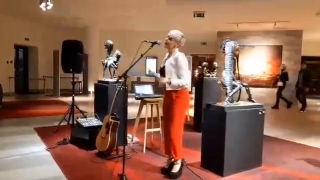 Вокалистка в Сочи 8 918 400 87 11