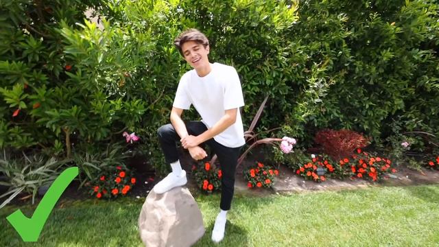 WE BECOME SUPERHEROES FOR 24 HOURS! смотреть онлайн