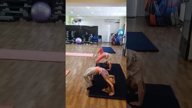 Гимнастика для детей от 4 лет. Акробатика смотреть онлайн