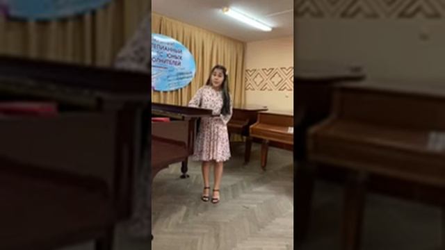 «Листопад»-Музыка и слова С. Смольянинова смотреть онлайн