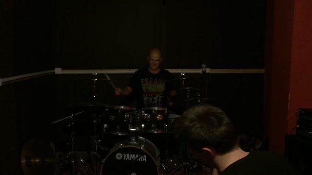 ElwoodJack - Puzon смотреть онлайн