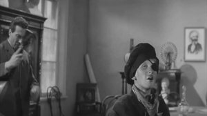 Друзья,купите папиросы."Чиж и К".