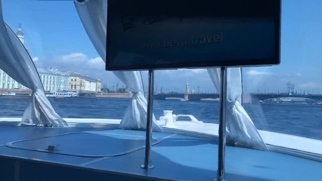 Метеор в Петергоф 9 июля 2021 г. смотреть онлайн