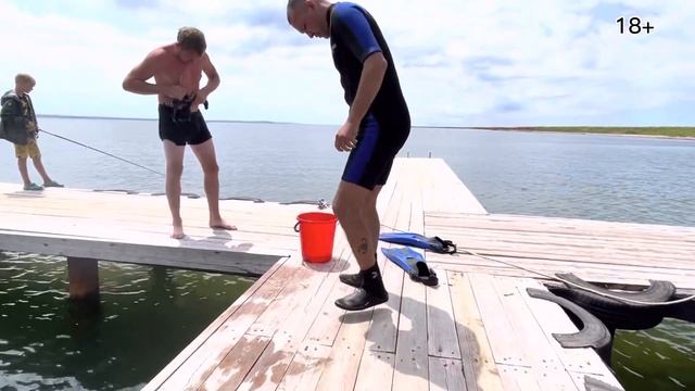Подводная рыбалка на чёрном море. Рыбалка,мидии и ещё много разных морепродуктов. смотреть онлайн