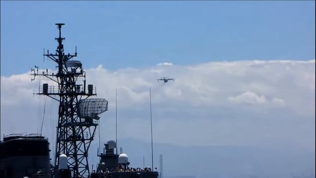 Гидросамолет, наблюдая, как гидросамолет взлетает и садится на воду смотреть онлайн