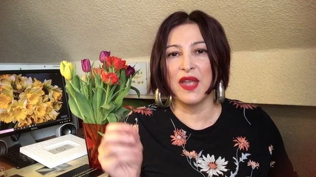 КРАСНАЯ ПОМАДА ДЛЯ ЖЕНЩИН ПОСТАРШЕ / КАНАЛ ДЛЯ ЖЕНЩИН 50+ improve yourself смотреть онлайн