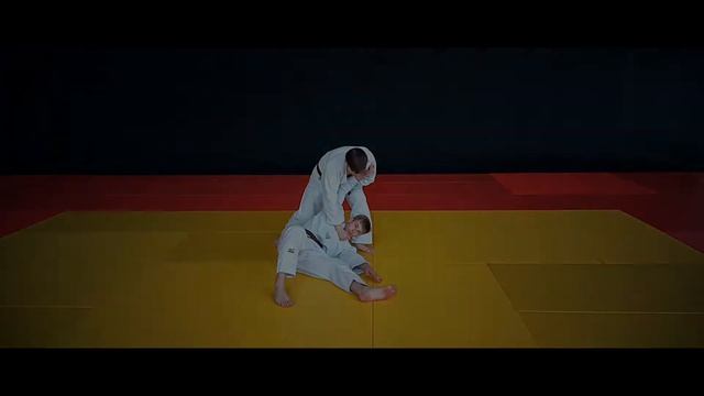 O Guruma / Бросок через ногу вперед скручиванием подвыставленную ногу смотреть онлайн