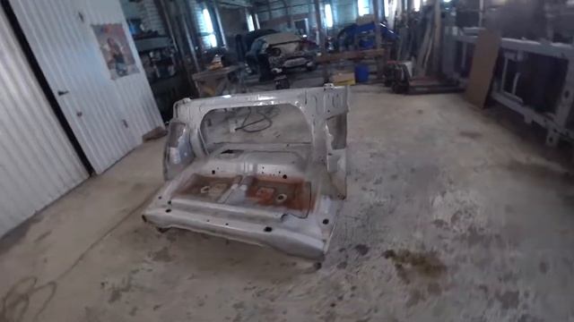 Офигенный диван из авто хлама . смотреть онлайн