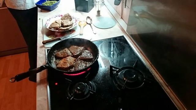 Готовим стейк смотреть онлайн