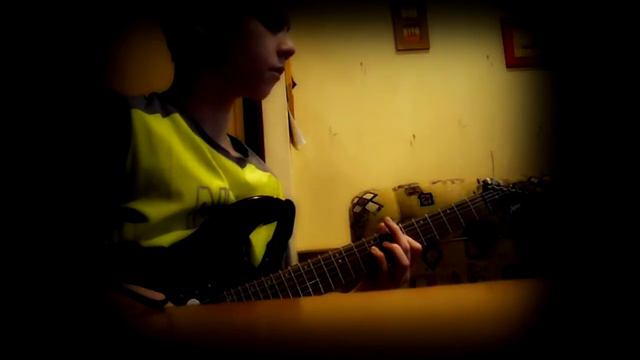 КИНО - Стук (guitar cover) 13 year old смотреть онлайн