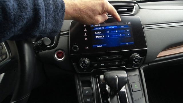 Honda CRV Radio adjusting the Bass med and treble Radio controls смотреть онлайн