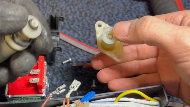 HOW TO FIX an ULKA Vibratory Pump: Dedica, Gaggia, Saeco, Philips, Etc. смотреть онлайн