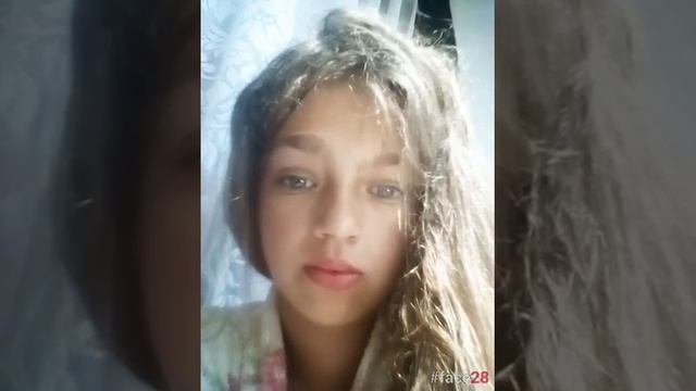 Умею танцевать бровями