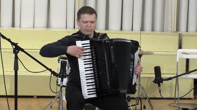 Р.Гальяно "FouRire" Богдан Денищук (аккордеон) Новосибирск смотреть онлайн