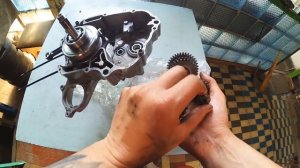 Мопед Альфа | Как собрать Мопед | Установка коленвала на Мопед