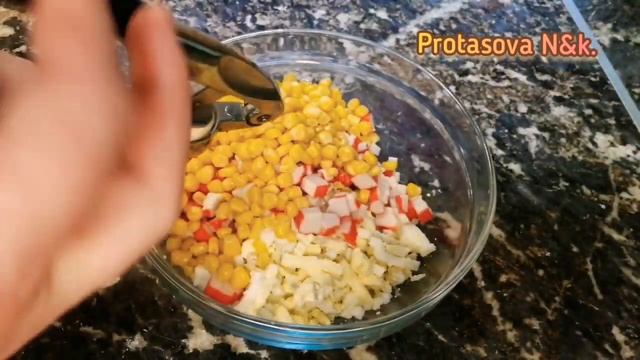 Супер вкусный салат. Крабовый салат с апельсином. смотреть онлайн