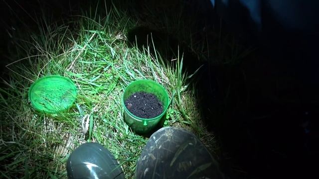 НА ДЕДОВСКУЮ СНАСТЬ ТАК ЛОВИЛИ ОНИ! рыбалка на донки смотреть онлайн
