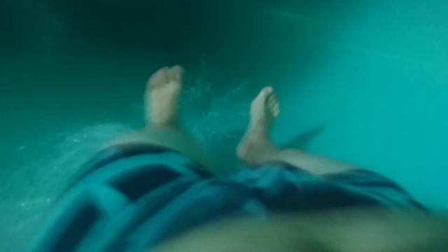 Покатушки в аквапарке Dolu Su 2 смотреть онлайн