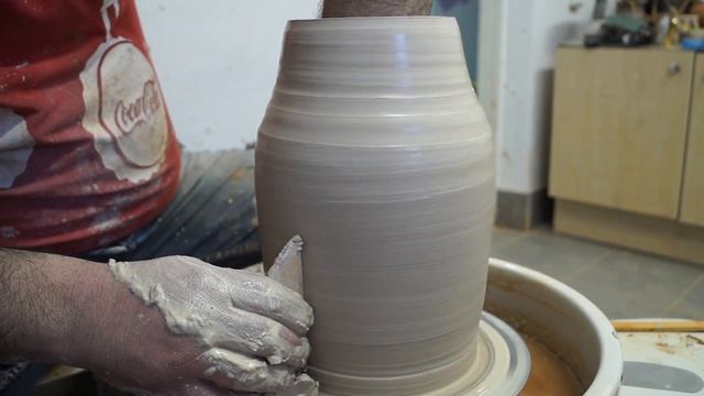 Создание кувшина из шамотной глины смотреть онлайн