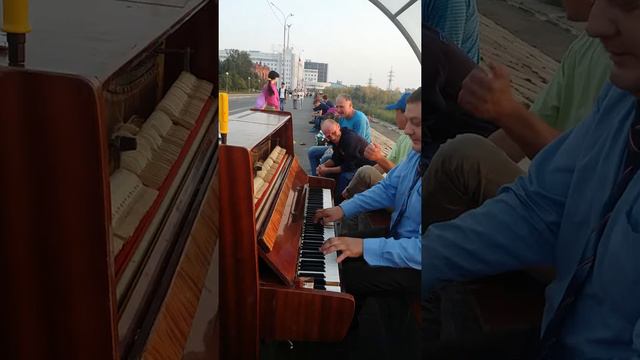 Томский вертуоз. Пьяненький, но клевый 😀 смотреть онлайн