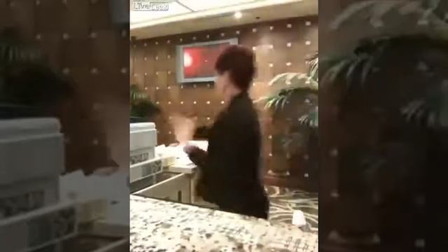 Слишком много кофе выпила смотреть онлайн