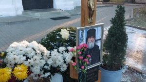 Архимандрит Герман Чесноков , и Лаврские отцы воевавшие с бесами