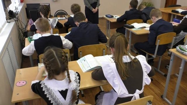 УРОК ЗЮЗИНА И Г смотреть онлайн