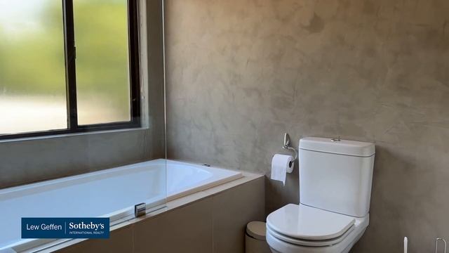 Renovated 3-bedroom Cluster In Morningside. Lew Geffen | Sotheby's International Realty