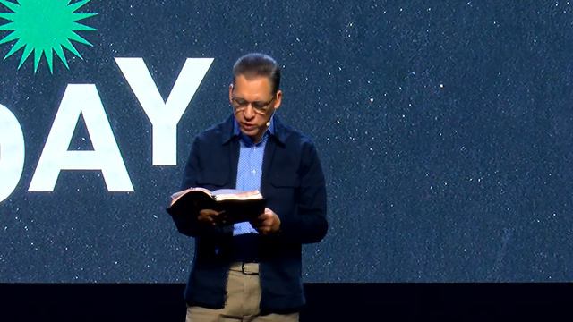 Palm Sunday - It's a BIG Week! (Pastor Darren Pilcher) смотреть онлайн