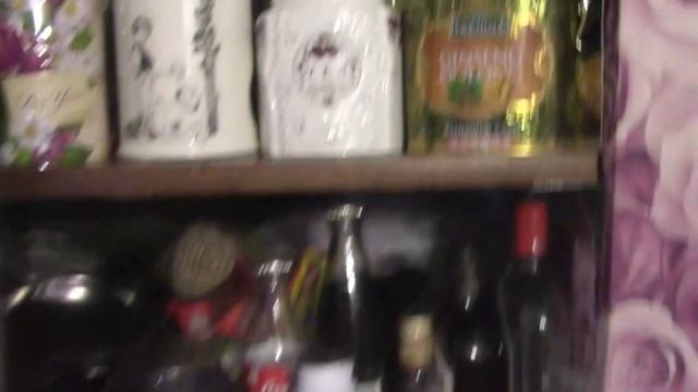 Подшипникам хана - из-за ям и бордюр. Недоступная среда для инвалидов колясочников в Ялте смотреть онлайн