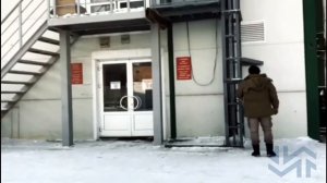 Консольный цепной подъемник