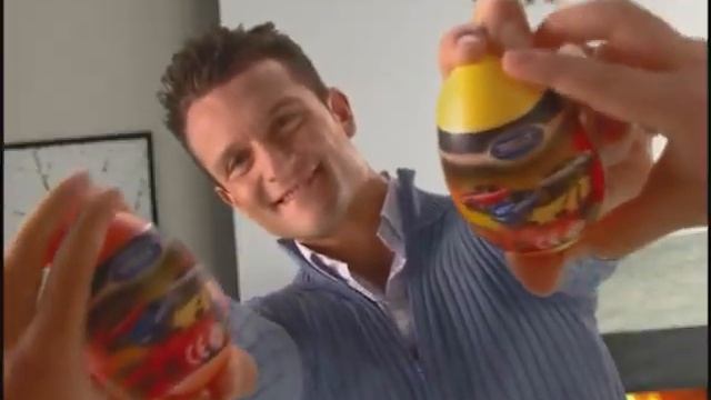 Модель машины 1:60 Welly 52020E Велли Яйцо-сюрприз - в продаже на TOY.RU 30fps смотреть онлайн