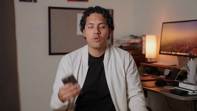 DO NOT Buy The iPhone 15 unless... смотреть онлайн