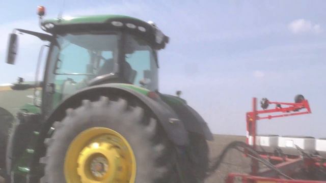 Пшениця, соняшник, овес: на Волині завершується посівна смотреть онлайн