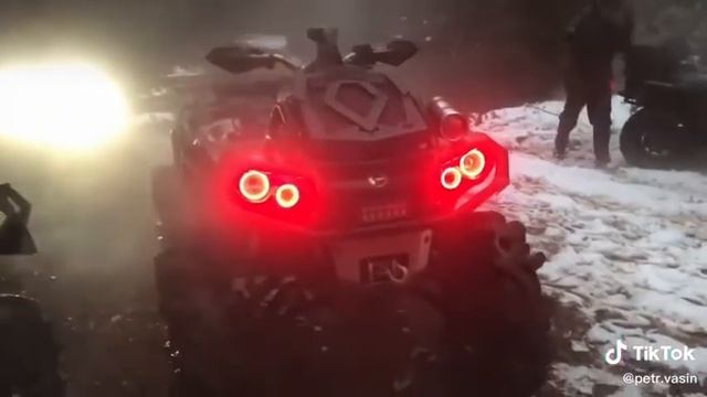 ???Квадроцикл 1000 кубов смотреть онлайн