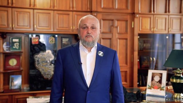Губернатор Кузбасса записал видеопоздравление с Днём весны и труда смотреть онлайн