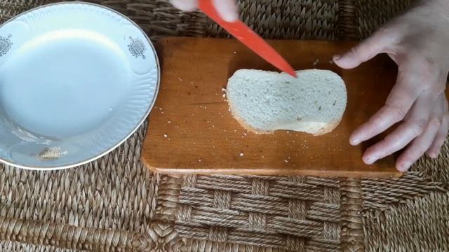 Жаренные гренки с начинкой смотреть онлайн