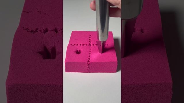 Satisfying Cutting Kinetic Sand. смотреть онлайн