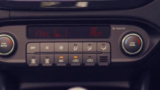 New Kia Carens Video Introduction to the new Kia Carens 2013 смотреть онлайн