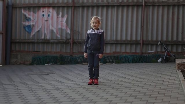 Зарядка под музыку - Автобус смотреть онлайн