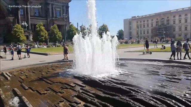 Fountains in the Lustgarten berlin смотреть онлайн
