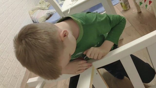 Стул Икея сборка - Assemble Ikea's chair смотреть онлайн