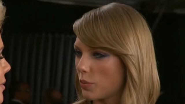 Taylor swift handling rude interviewers and rude questions for 4 minutes straight смотреть онлайн
