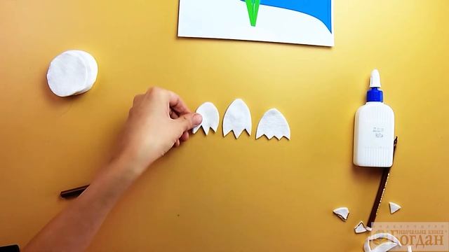 Урок 22. Майстер-клас "Перші квіти" смотреть онлайн