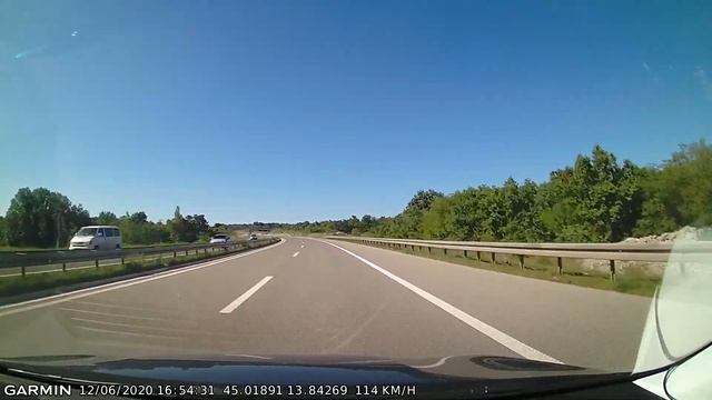 DRIVE #1095: Pula-Kanfanar (Croatia) (timelapse 4x) *Read Description* смотреть онлайн
