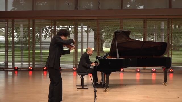 Augustin Hadelich & Orion Weiss play Debussy Sonata for violin and piano смотреть онлайн
