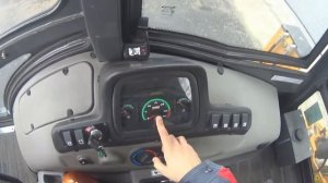 Основные элементы управления экскаватора погрузчика CASE 570ST