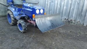 Отвал на минитрактор кмз хтз т012 своими руками