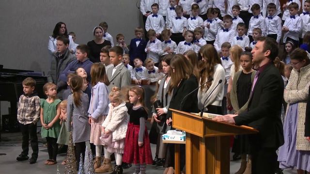 12/17/2023 - Рождественское Собрание - Участвует Детский Хор. смотреть онлайн