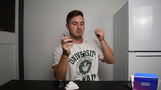 Arianna Grande Cloud Fragrance Review: Baccarat Rouge CLONE! смотреть онлайн